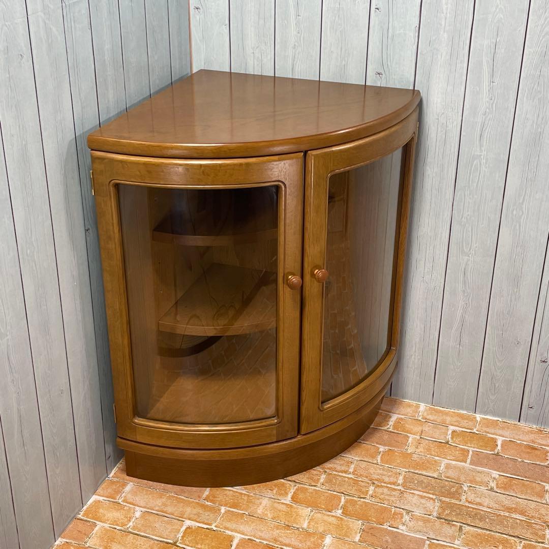 美品 カリモク家具 KARIMOKU コーナーキャビネット ガラス コロニアル