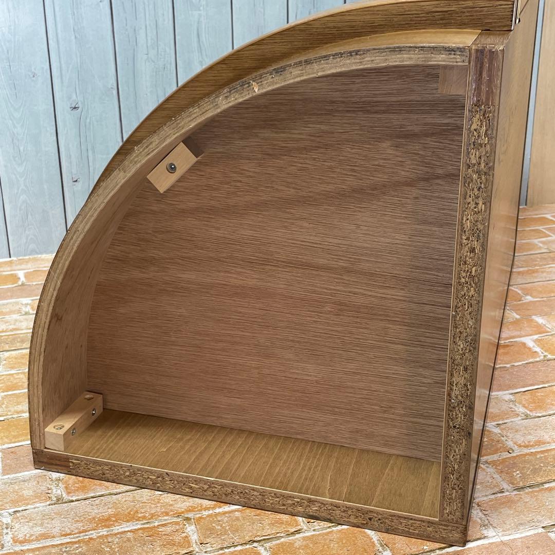 美品 カリモク家具 KARIMOKU コーナーキャビネット ガラス コロニアル