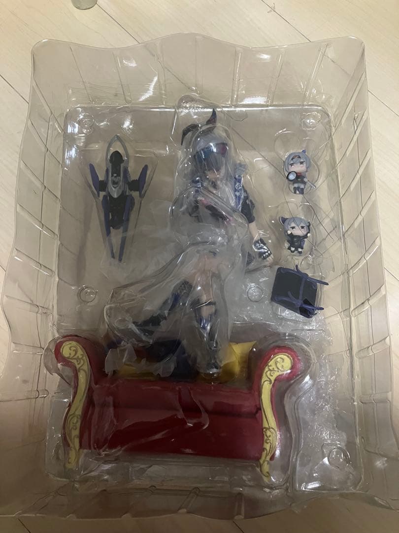 新品未使用　崩壊スターレイル　銀狼　フィギュア