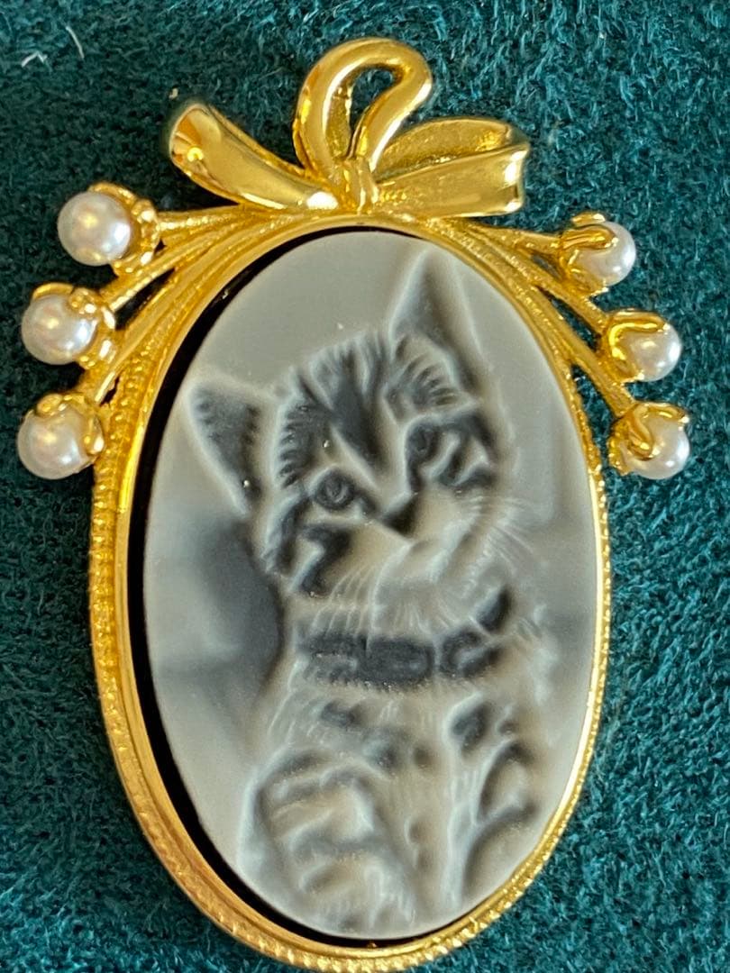 天然瑪瑙　カメオ　猫ちゃん　子猫　ペンダントトップ　天然石　高品質