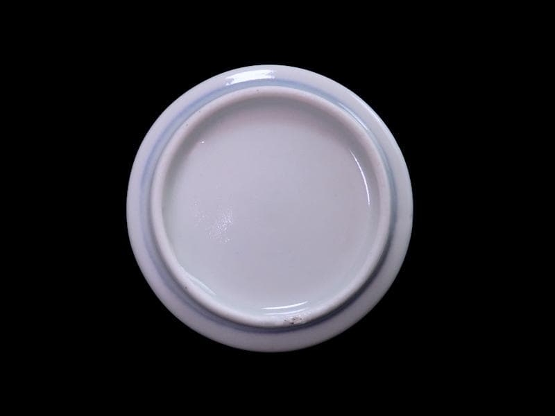 古伊万里　染付　蝙蝠に寿紋の図　猪口　のぞき　E979AS-DAv