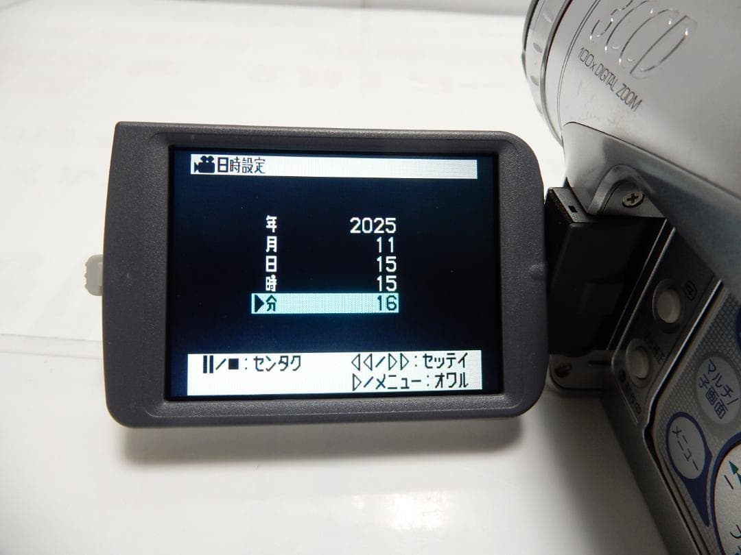 美品　大人気　動作品　Mini DV　パナソニックビデオカメラ　NV-GS200