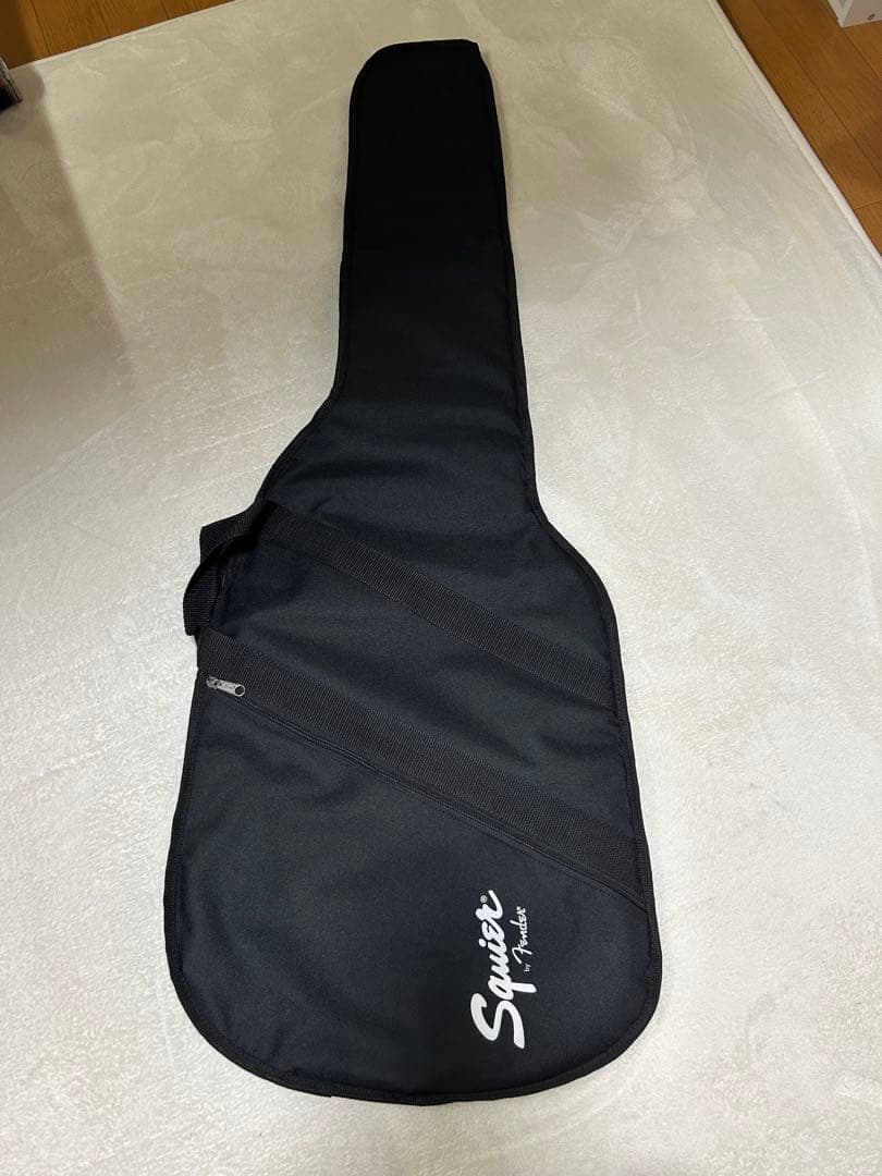 ストラトキャスターエレキギター　スクワイヤー