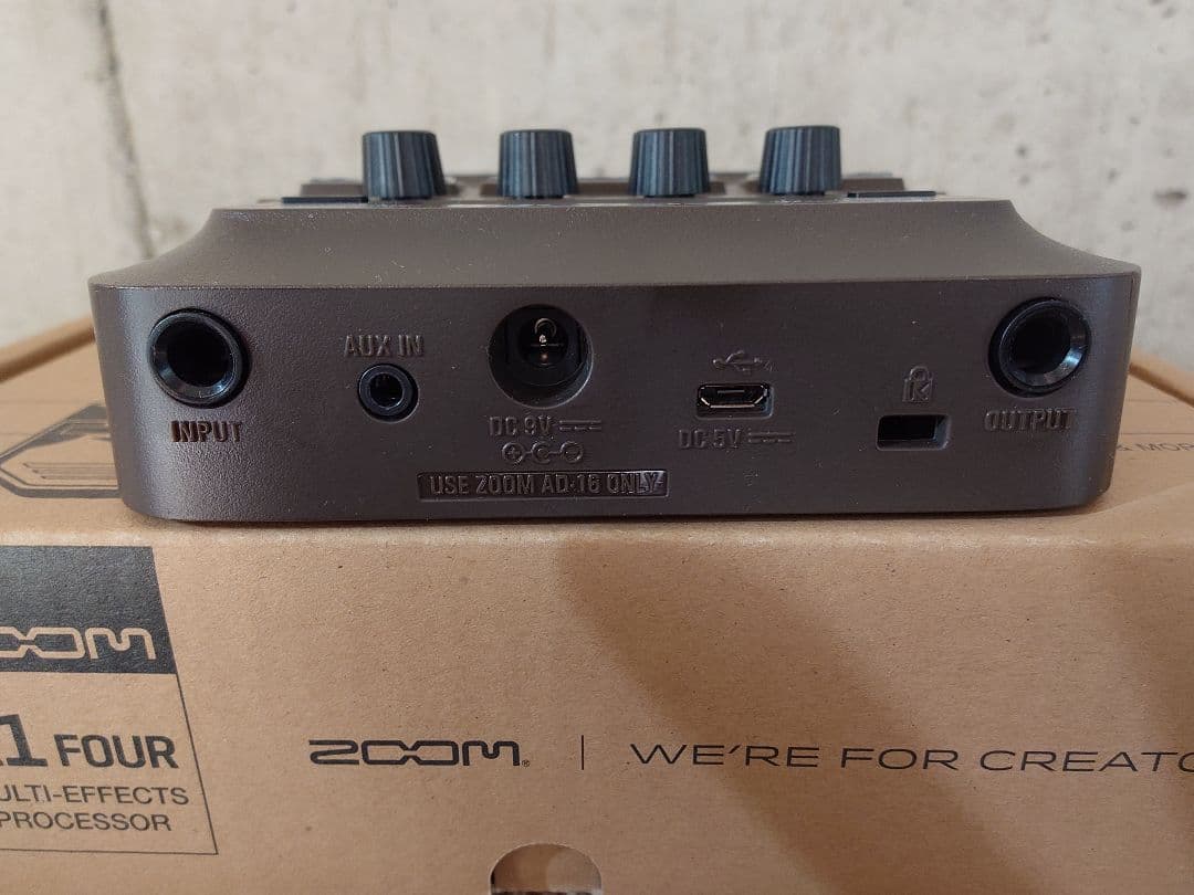 ZOOM A1 FOUR ACアダプター付