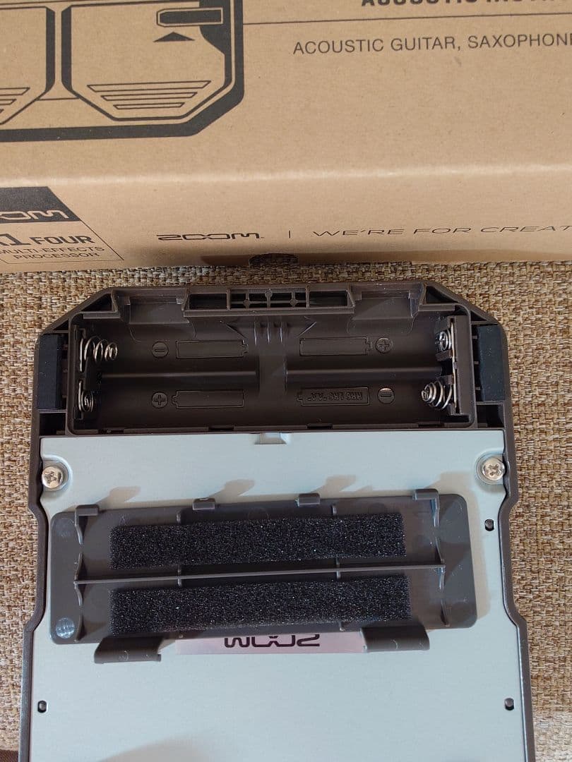 ZOOM A1 FOUR ACアダプター付