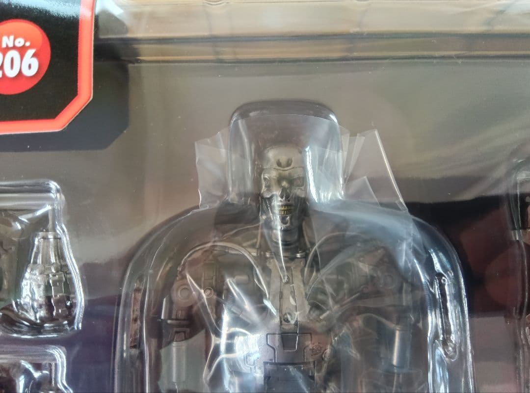 【新品、未開封】MAFEX マフェックス No.206 エンドスケルトン