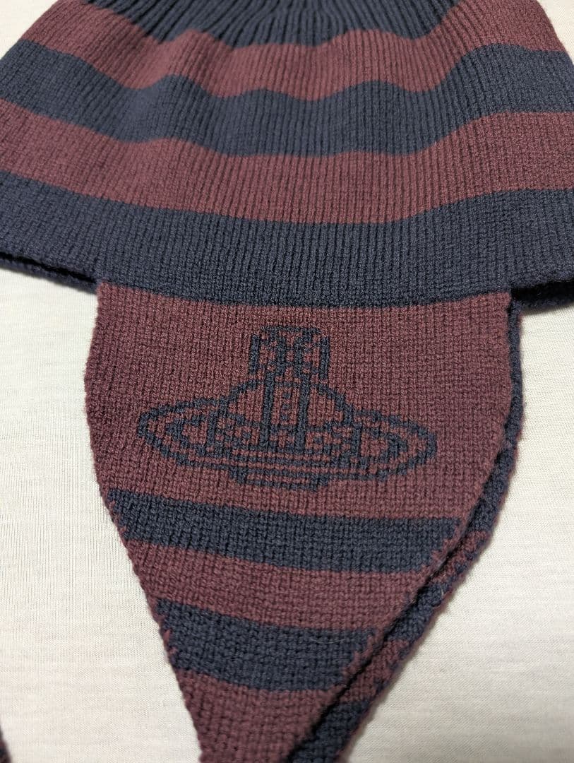 美品【Vivienne Westwood】ORBフラップ付ワッチ耳あて付ニット帽