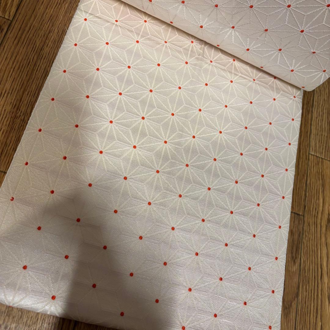 美品☆高級・正絹・帯・冬帯・袋帯☆麻の葉紋様☆博多織☆真珠色×赤☆上品な華やかさ