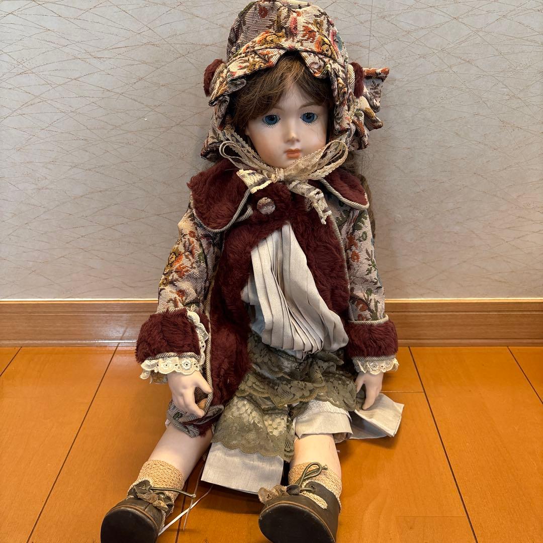 ビスクドール　アンティーク人形