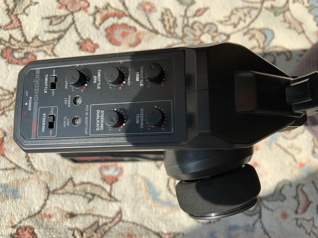 【中古】京商 1/8 インファーノ NEO 4.0 VE レディセットと充電器他