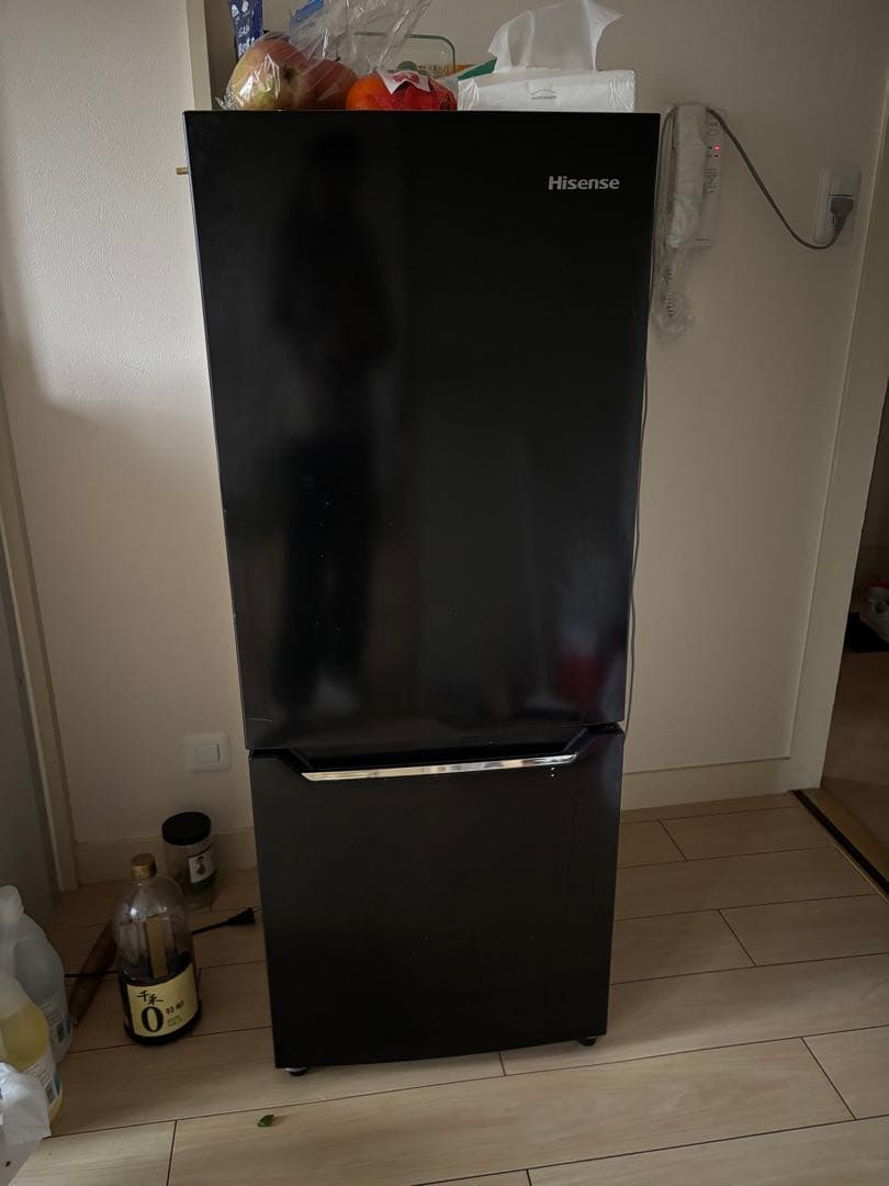 Hisense ブラック 冷蔵庫 下部冷凍式　150L/自動霜取り