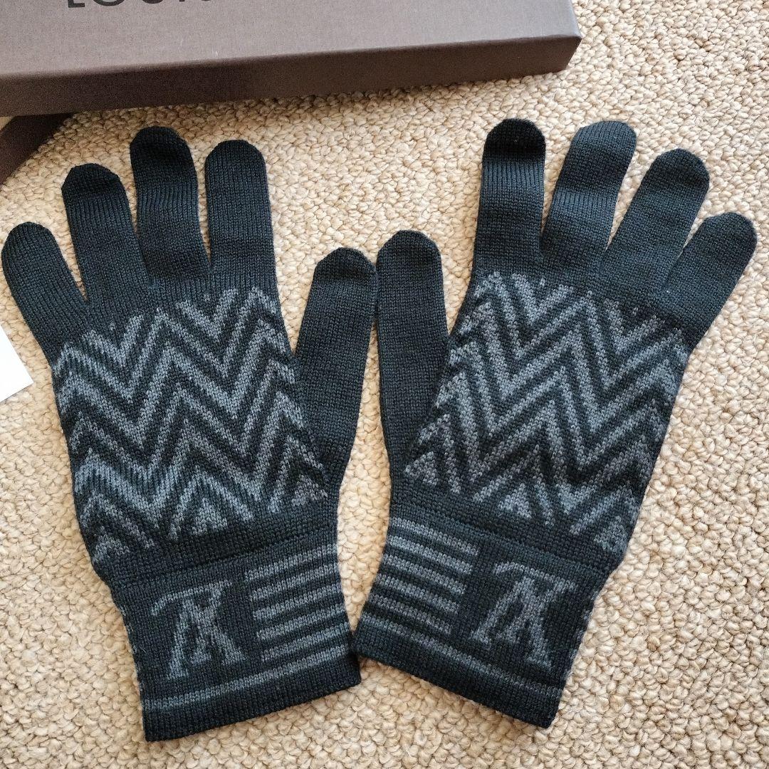 【値下げしました】新品未使用　LOUIS VUITTON ニット手袋
