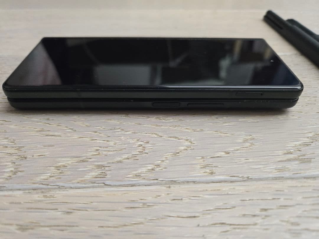 【美品】Samsung Galaxy Z Fold3 512GB ブラック