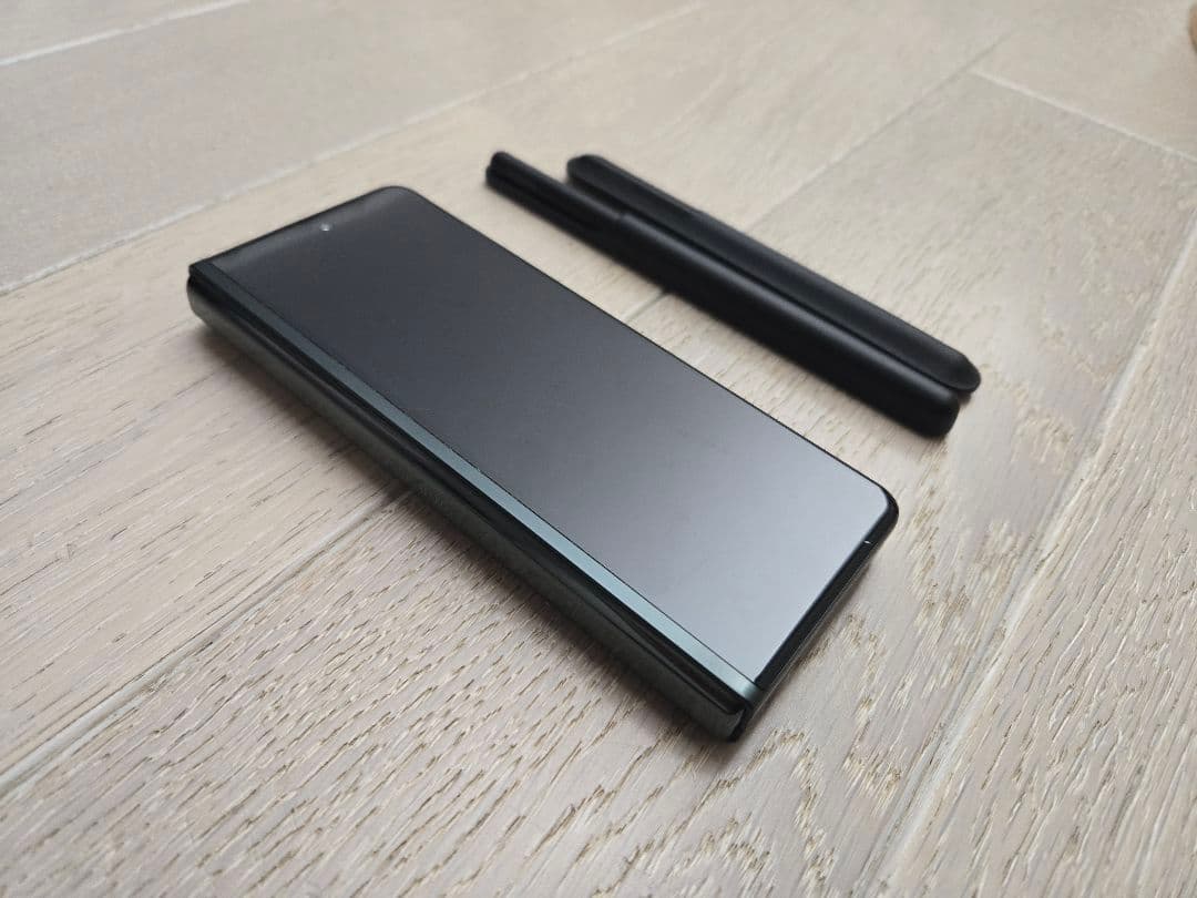 【美品】Samsung Galaxy Z Fold3 512GB ブラック