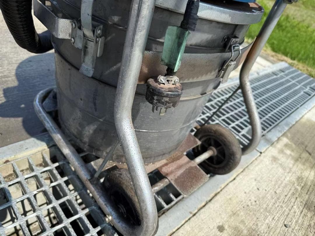 【福岡県みやま市】　三立機器　JET電動バキュームクリーナー　JX-4530