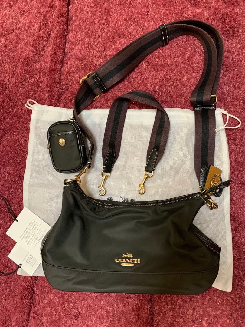 COACH ブラック ナイロン ショルダーバッグ　ハンドバッグ　ボディバッグ