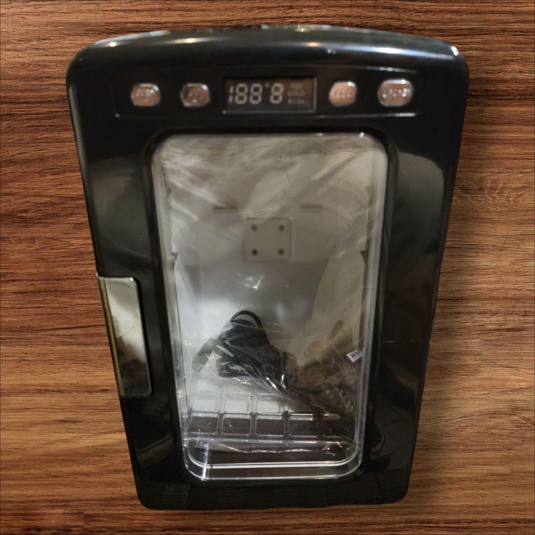 美品　持ち運び便利な冷温庫 １０L