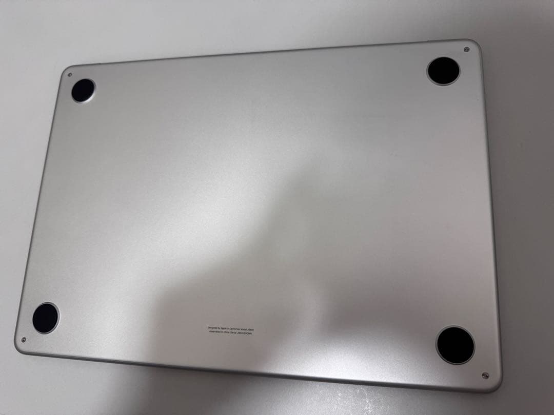 MacBook本体 Apple Macbook Air M2 8GB 256GB