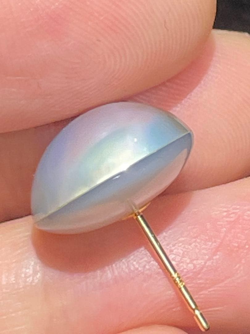 18k，天然マベパールピアス