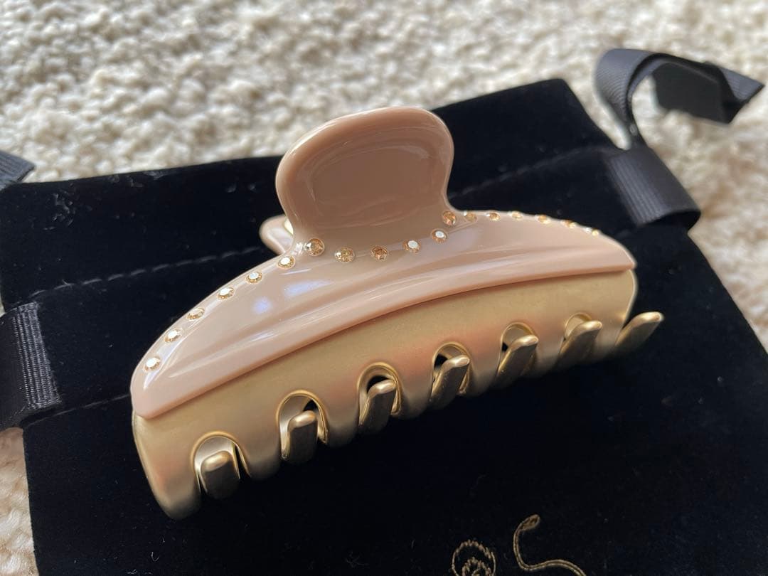 アレクサドルドゥパリ　ヴァンドーム1連クリップ　M ベージュ