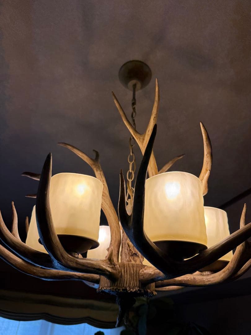鹿の角デザイン シーリングライト 6灯