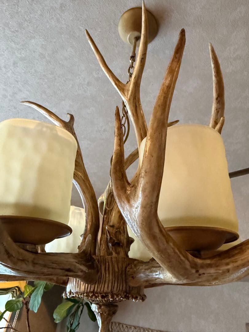 鹿の角デザイン シーリングライト 6灯