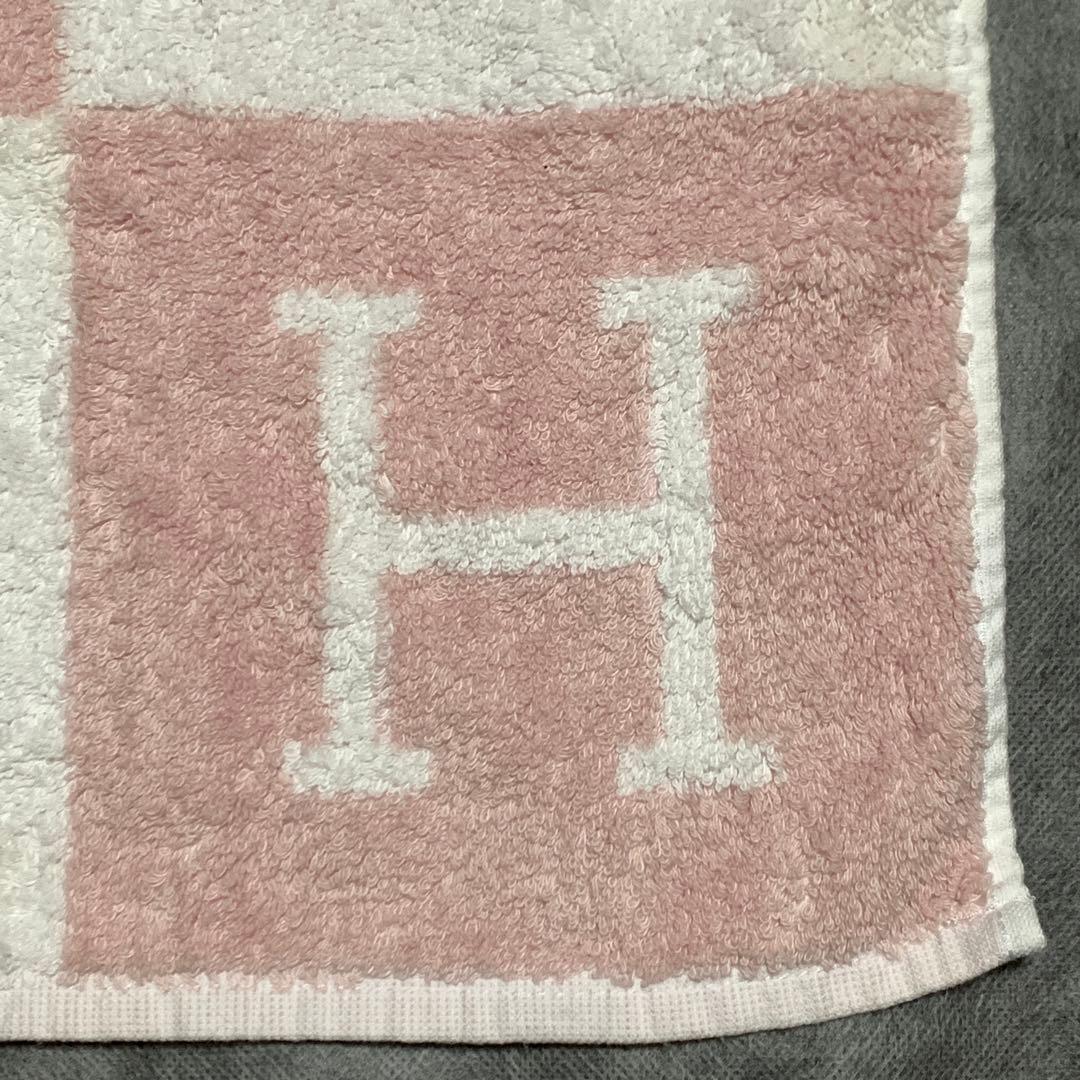 HERMES　エルメス　ハンドタオル　アヴァロン　タオルハンカチ　約34cm