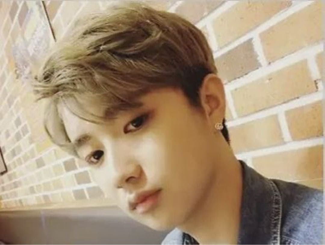 GUCCI ダブルG スタッズ ピアス