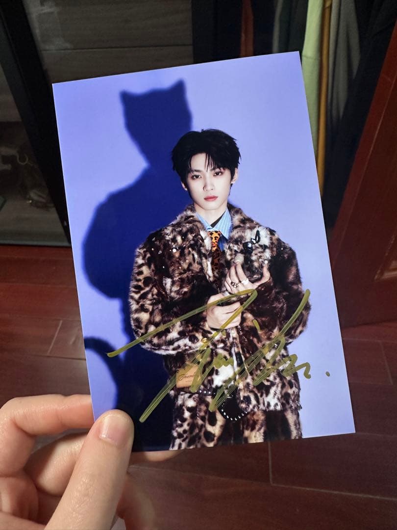 専用 梓渝ツアー最新直筆サイン「逆愛」直筆サイン (リクエストは1月22日まで）