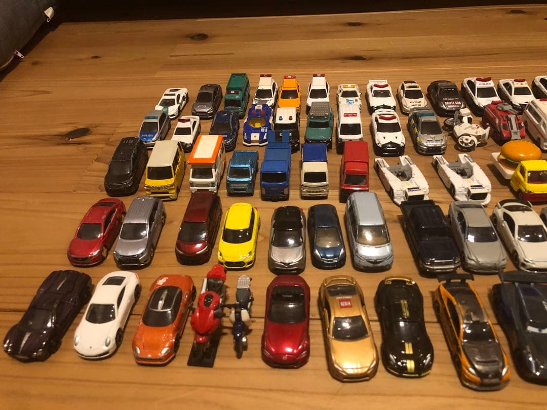 トミカ・ミニカー　約120台まとめ売り
