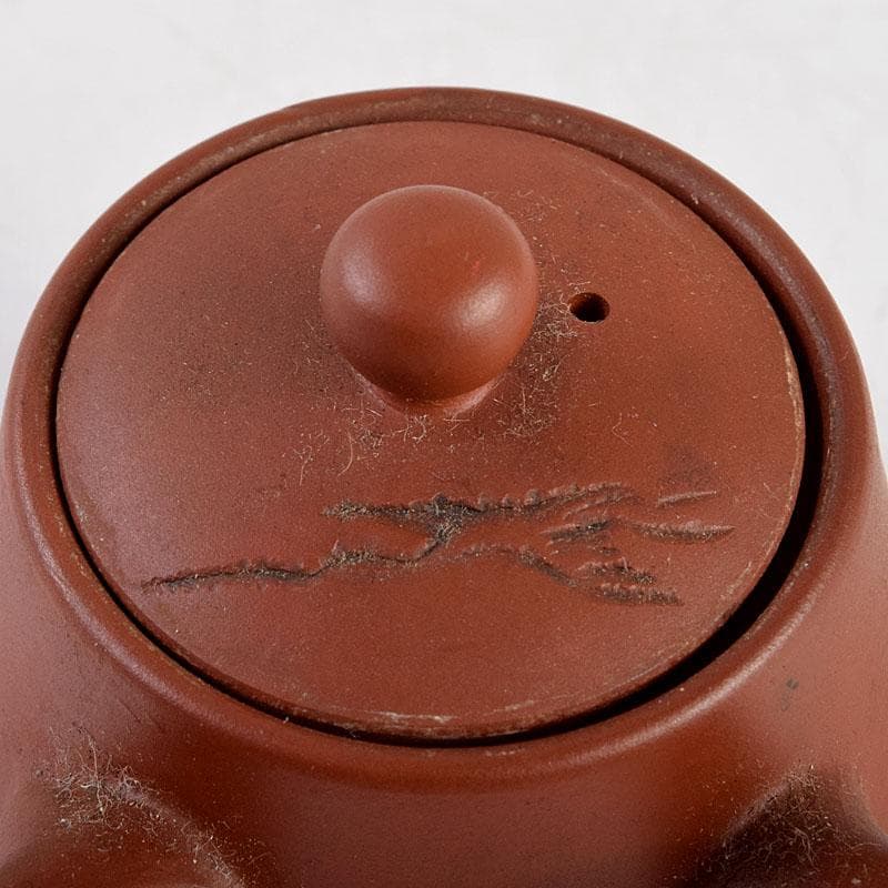 煎茶道具　俊峯作　紫砂　朱泥　鶴刻　急須　茶壷　C　9271