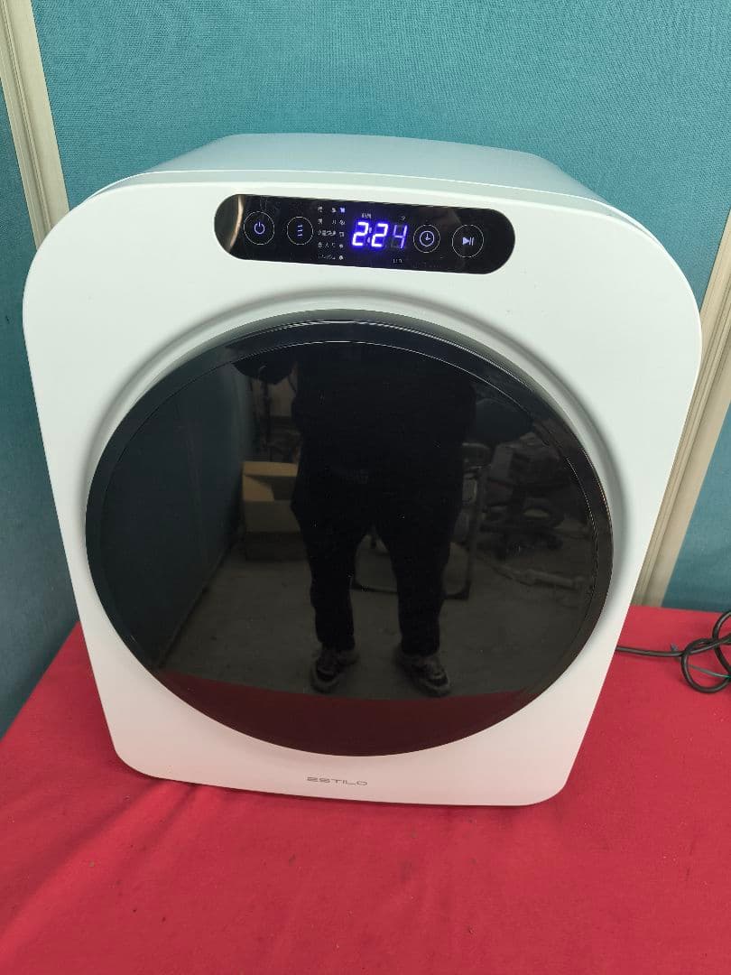 2023年製美品コンパクト電気衣類乾燥機3.0kg 　ILD-321UWB-JP