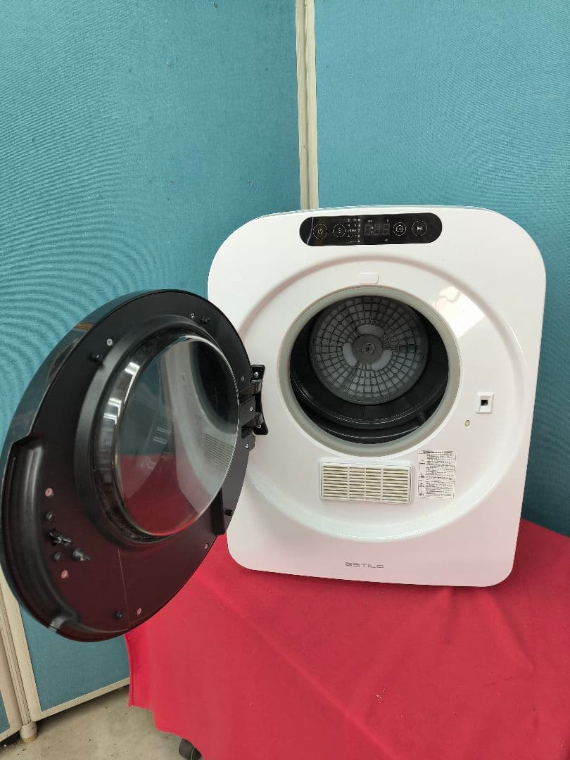 2023年製美品コンパクト電気衣類乾燥機3.0kg 　ILD-321UWB-JP