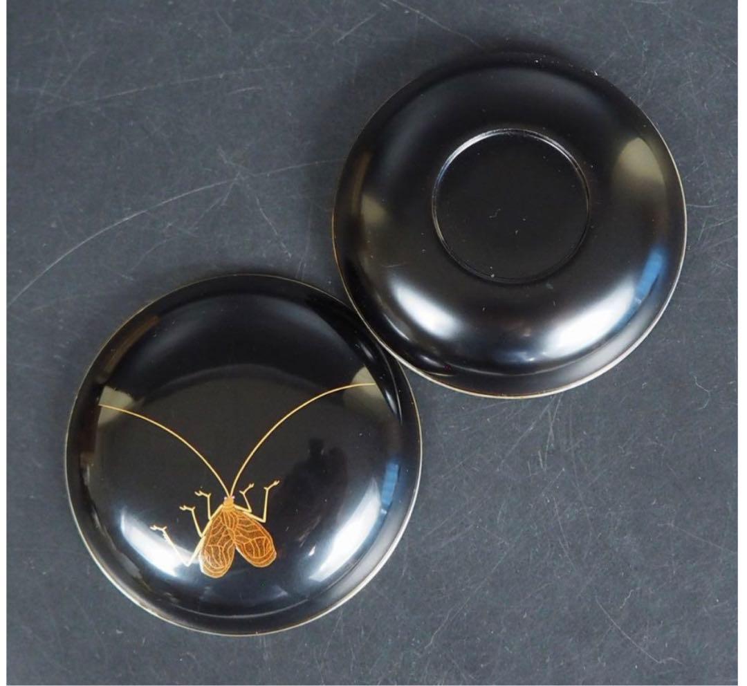 送料無料　時代物　峰志造　銀縁　蒔絵　鈴虫香合　共箱　茶道具華道具