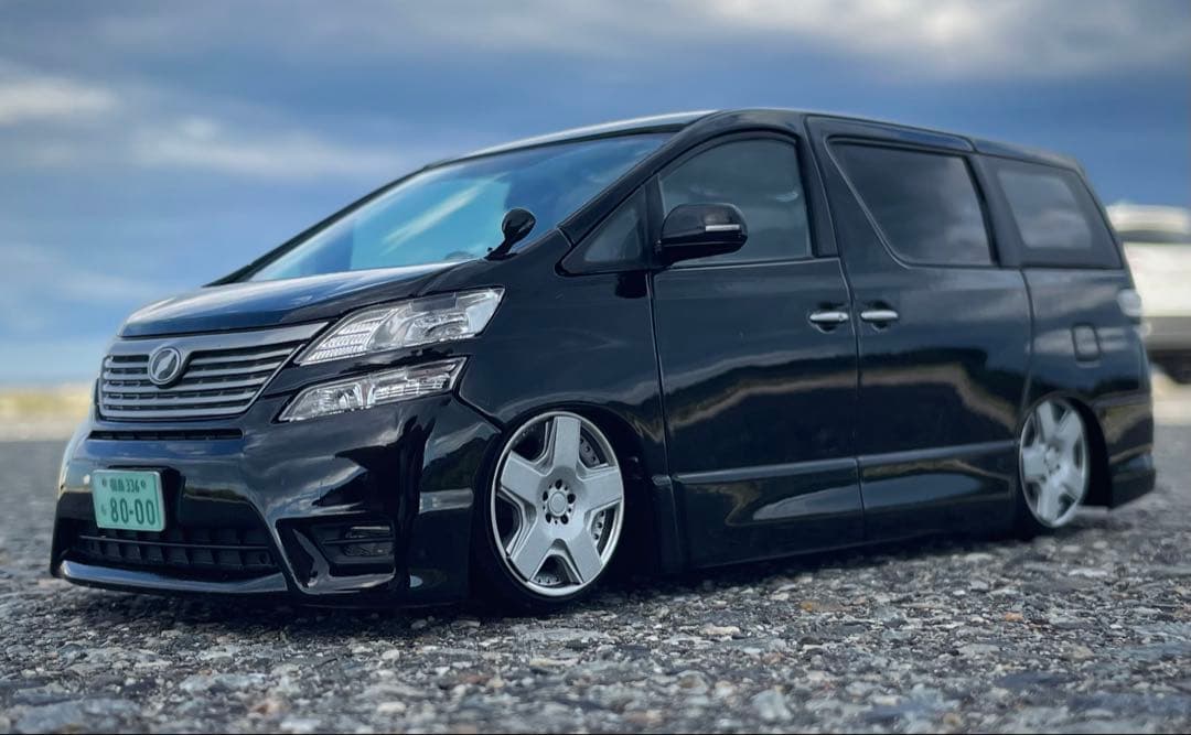 カラーサンプル　202ブラック　1/24 20ヴェルファイア　カスタム品