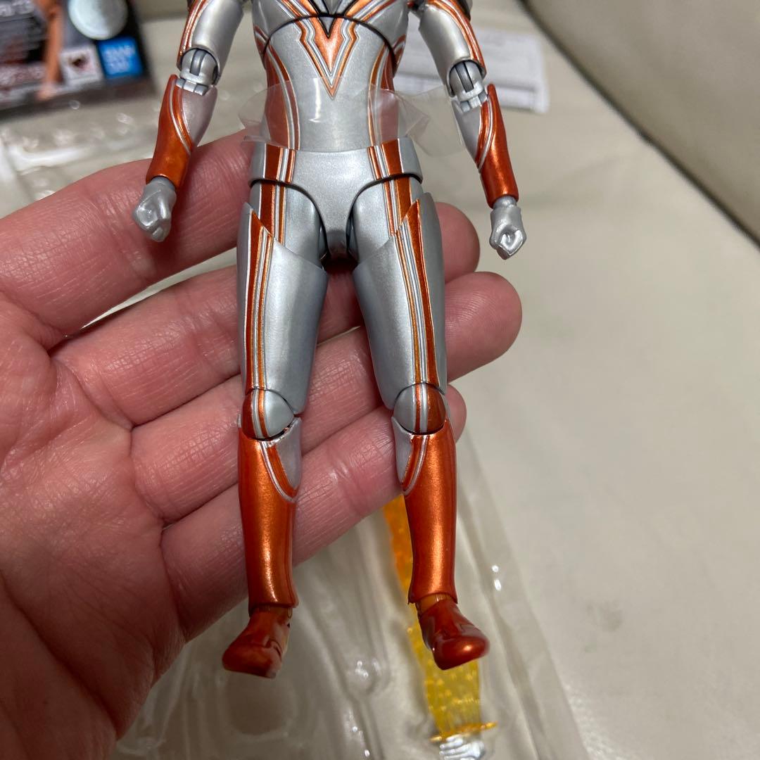 ウルトラマングリージョ　フィギュアーツ　グリージョ