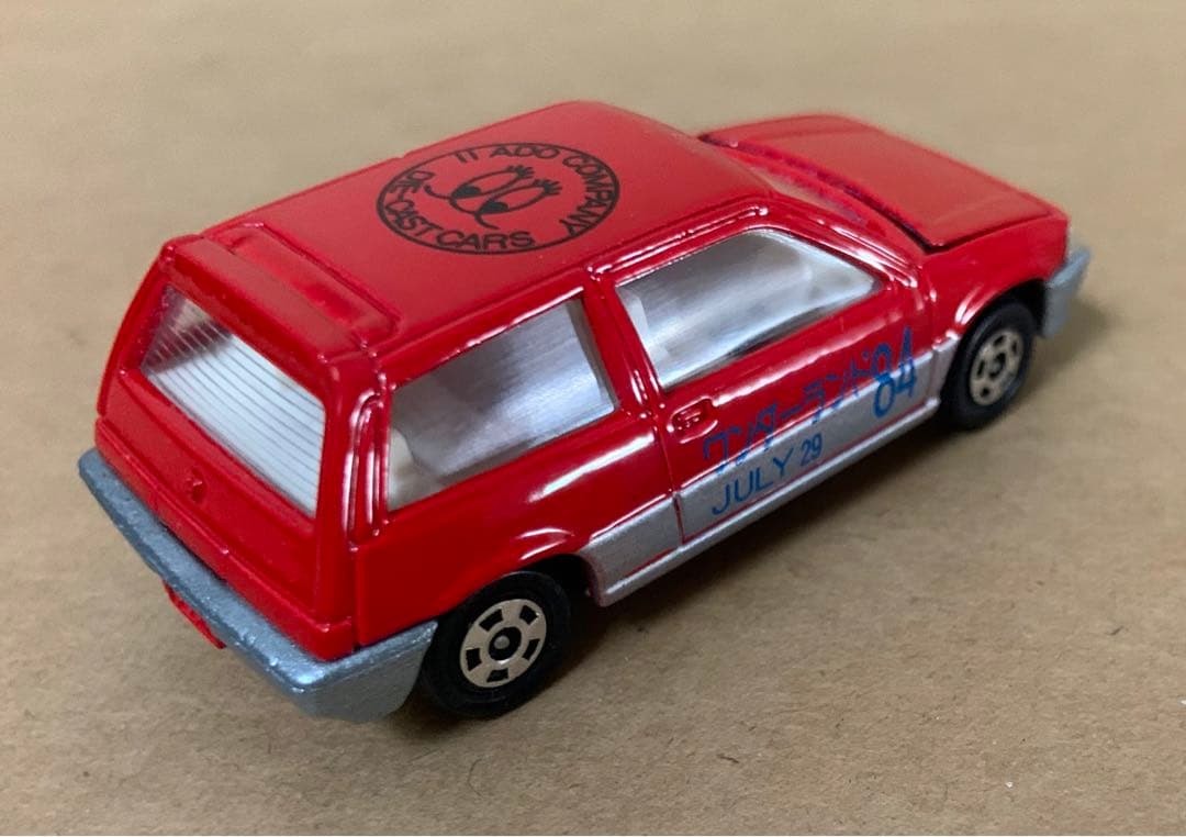 赤箱　トミカ17　アイアイアド　ホンダ シビック3ドア　日本製　ワンダーランド