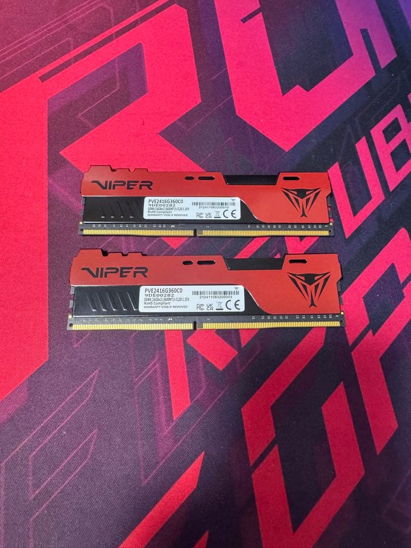 Patriot Viper DDR4 16GBx2枚 メモリー　(32GB)