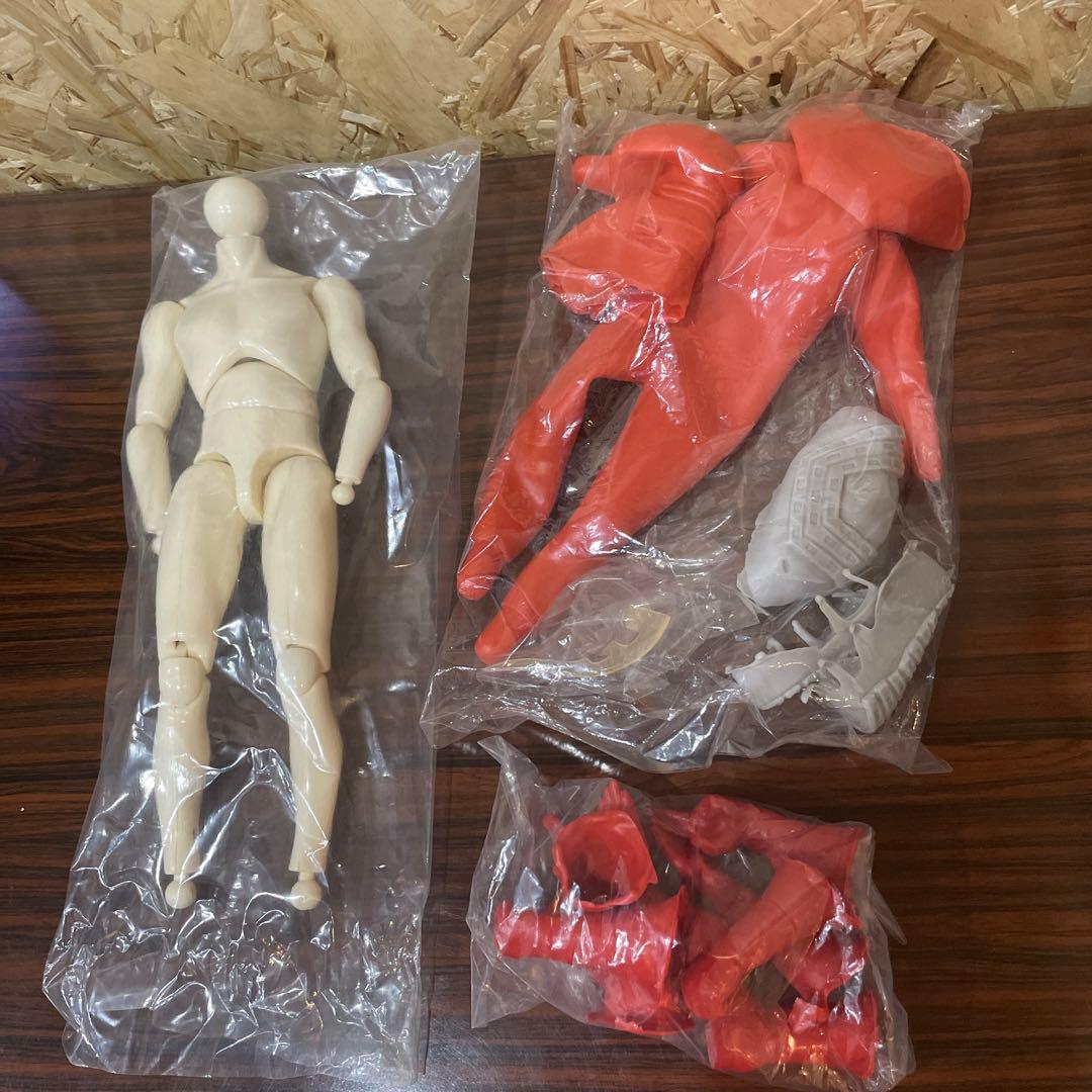 マーミット　ウルトラセブン 未塗装組み立てキット