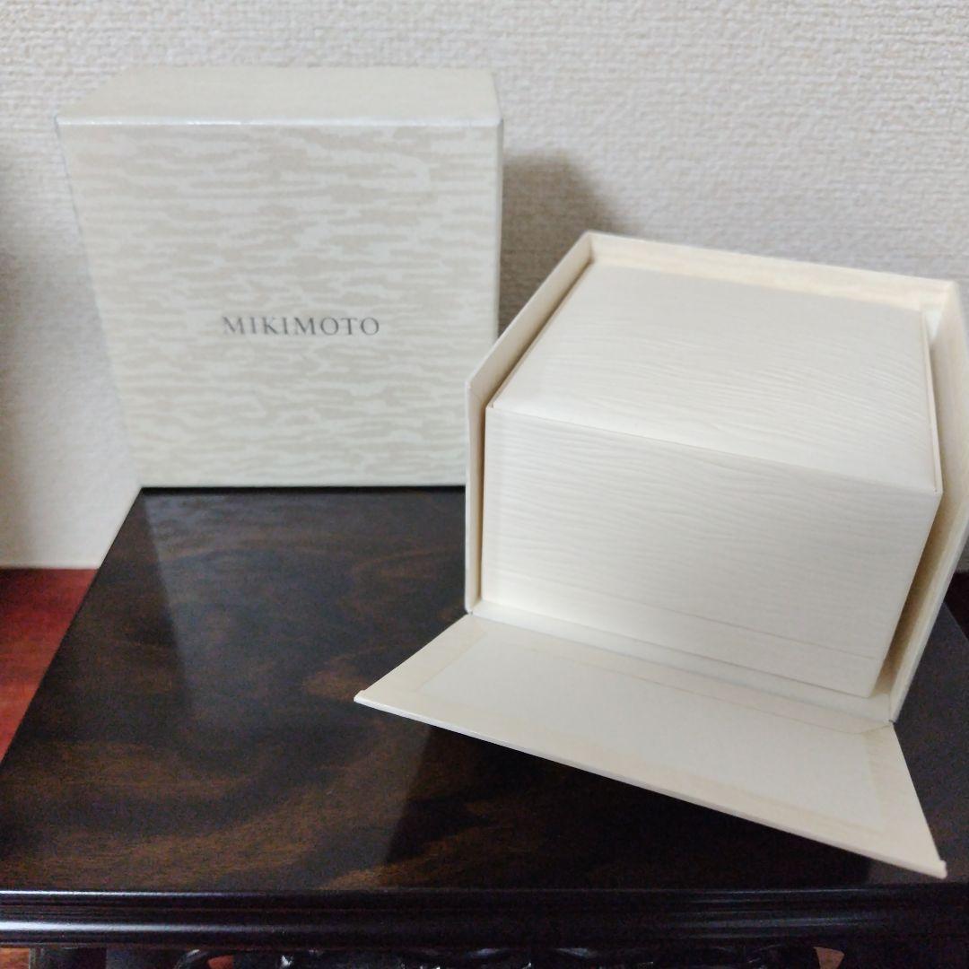 MIKIMOTO　ミキモト　ブローチ　サークル（直径3.5㌢）真珠5.5㍉　ＳＶ