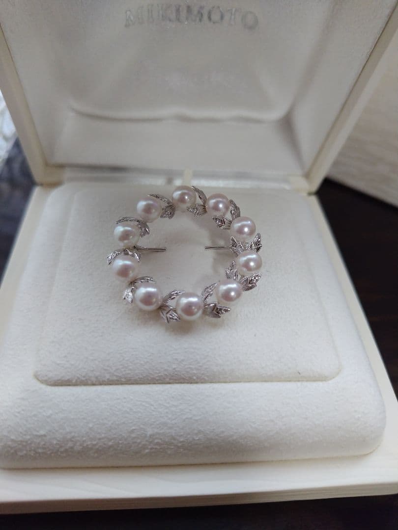 MIKIMOTO　ミキモト　ブローチ　サークル（直径3.5㌢）真珠5.5㍉　ＳＶ