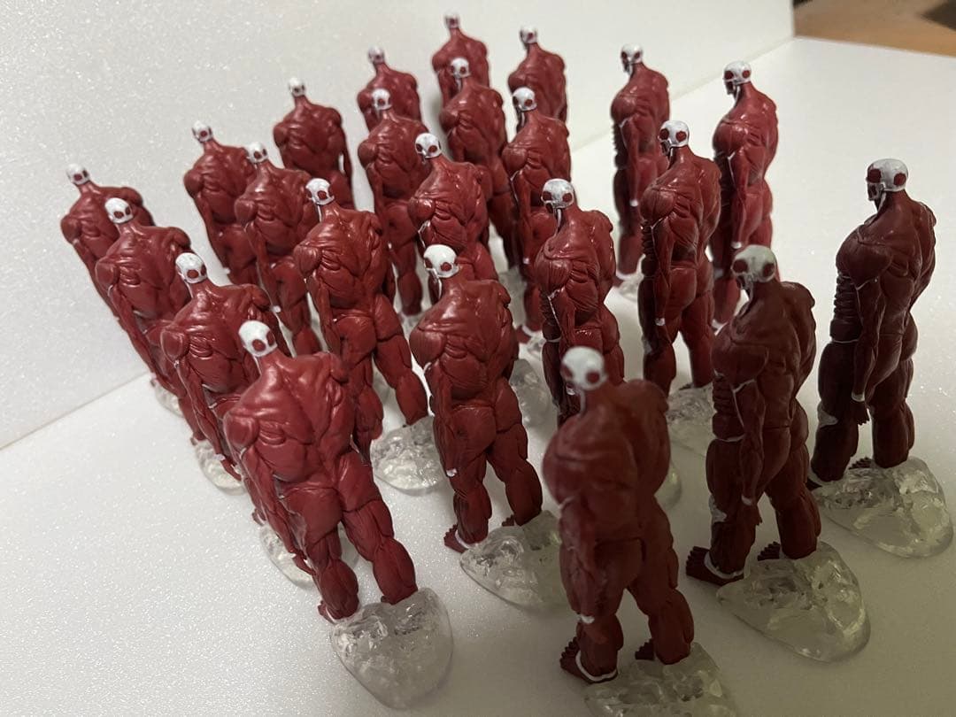 進撃の巨人 終尾の巨人フィギュア　地鳴らしフィギュア23体リペイント