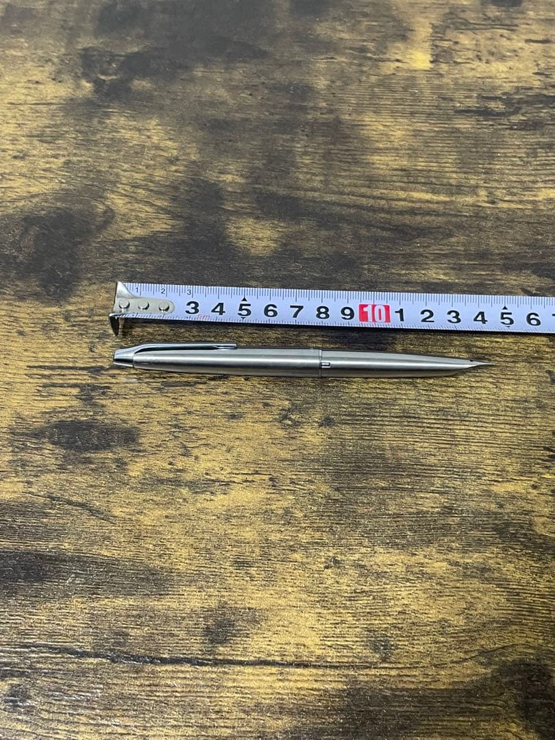 未使用に近い　1973年製　ペン先軸一体型　細字　ミュー　万年筆　備品付き