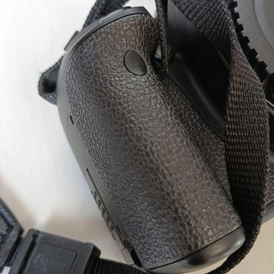 Canon イオスX3 デジタル一眼レフ