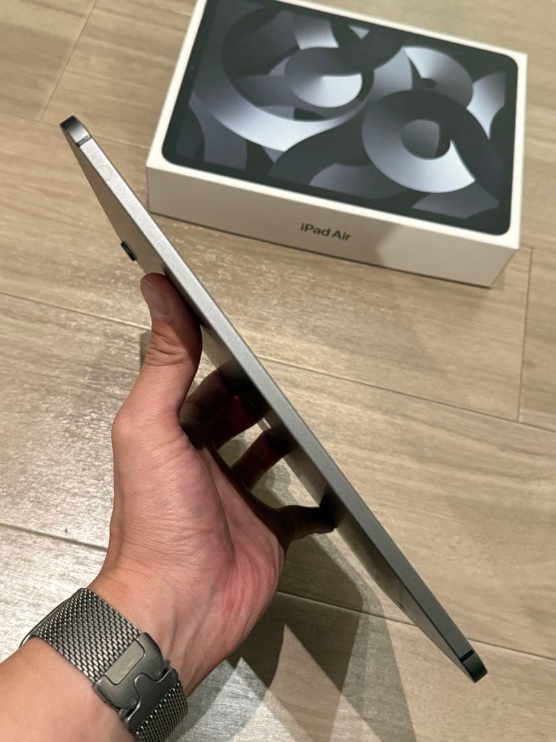 iPad Air 第5世代 256GB Wi-Fi + Cellularモデル