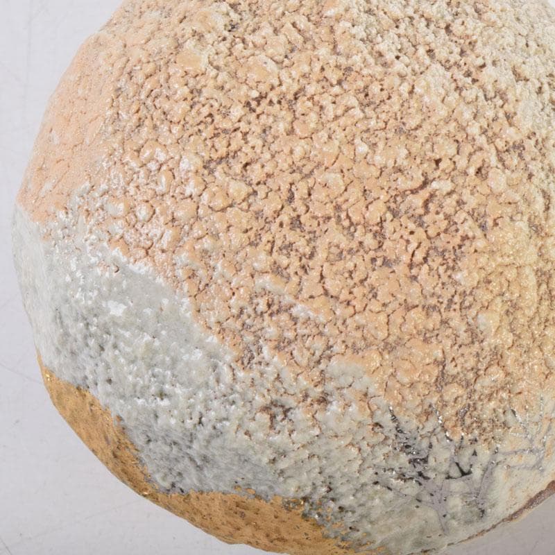 茶道具　小川勲作　金彩　残雪　香合　共箱　V　8775