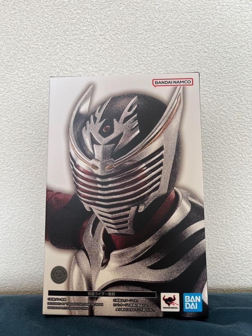 真骨彫製法　SHFiguars 仮面ライダー龍騎