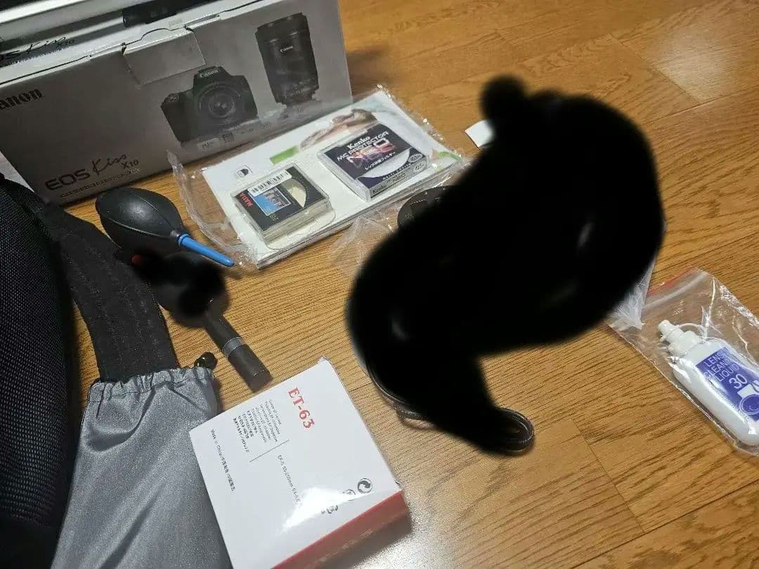 Canon EOS kiss X10 ダブルズームレンズキット　単焦点レンズ