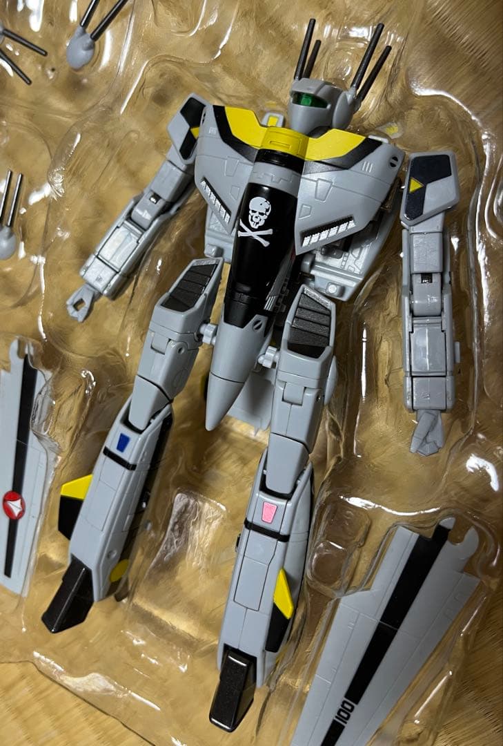 限定 魂STAGE付き　HI-L R VF-1S ストライクバルキリー