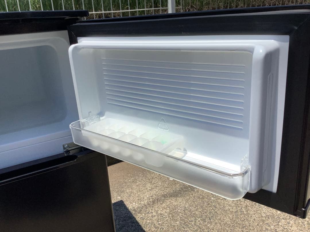 【高年式】comfee 2ドア冷蔵庫 RCT90BL(E) 90L 2022年製